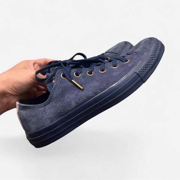 SOLD - Picture 4 of 8